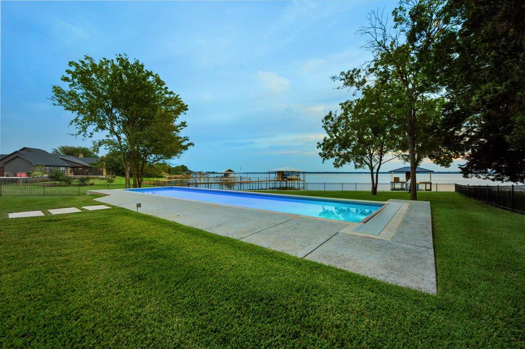 1140 The Shores Drive