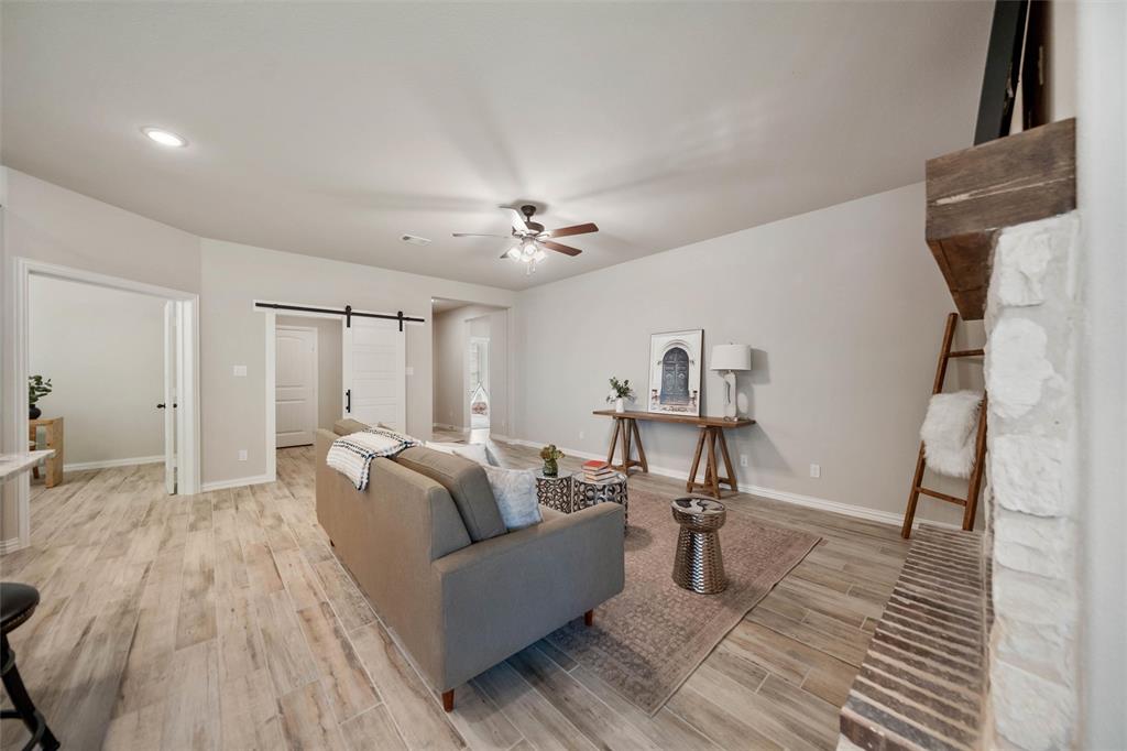 Aero Vista - Residential