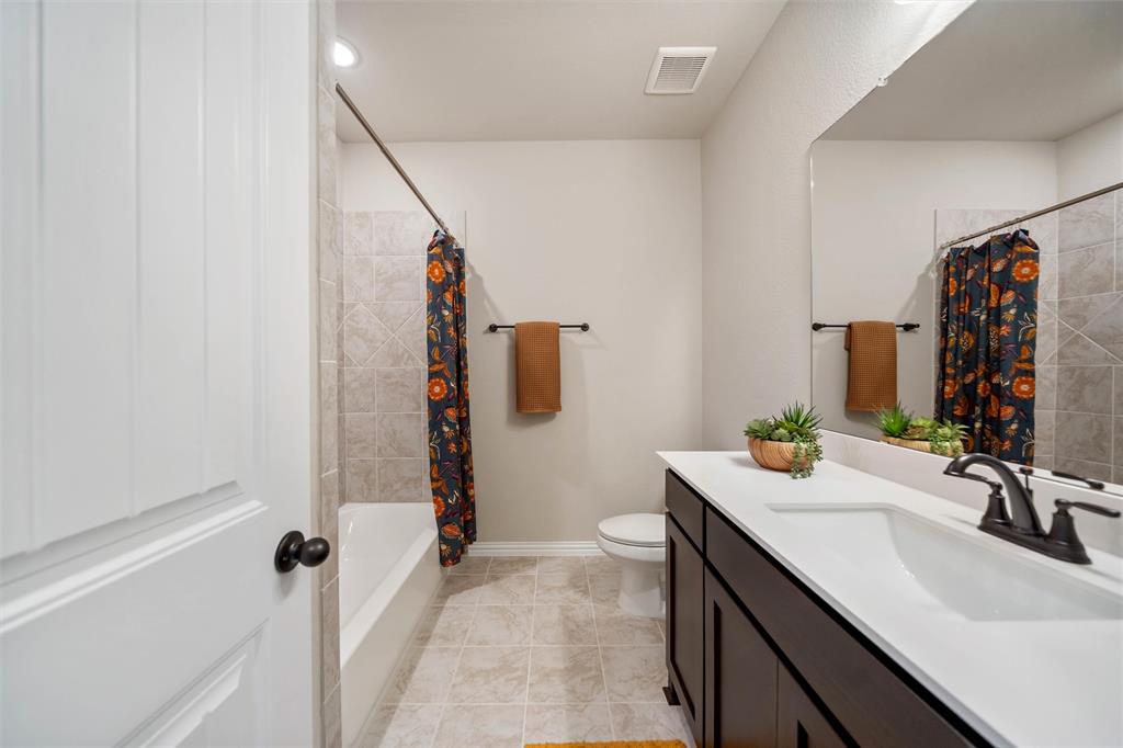 Aero Vista - Residential