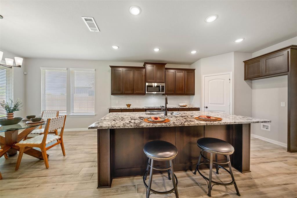 Aero Vista - Residential