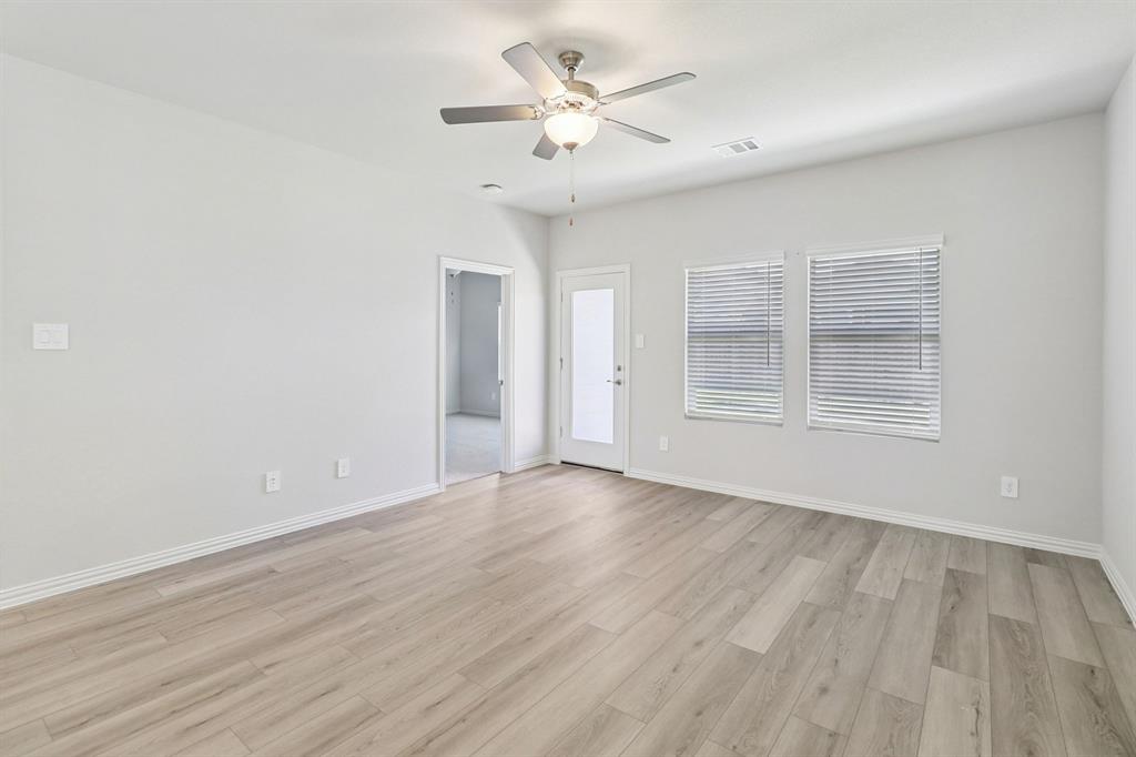 Lakehaven - Residential