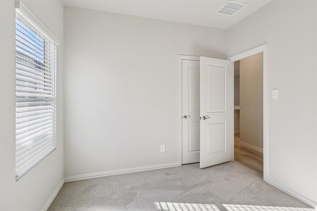 Lakehaven - Residential