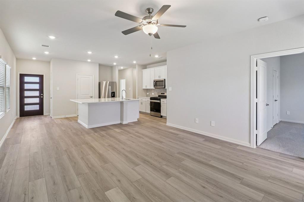 Lakehaven - Residential