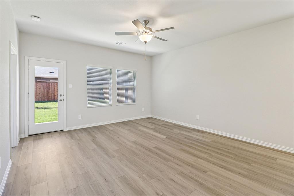 Lakehaven - Residential