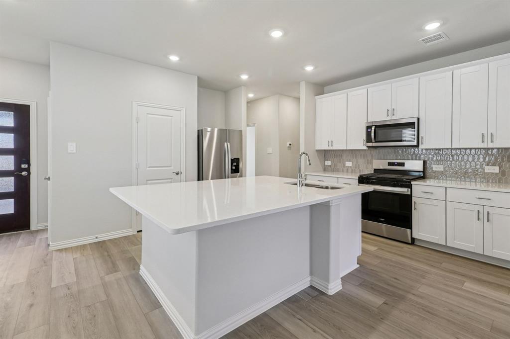 Lakehaven - Residential