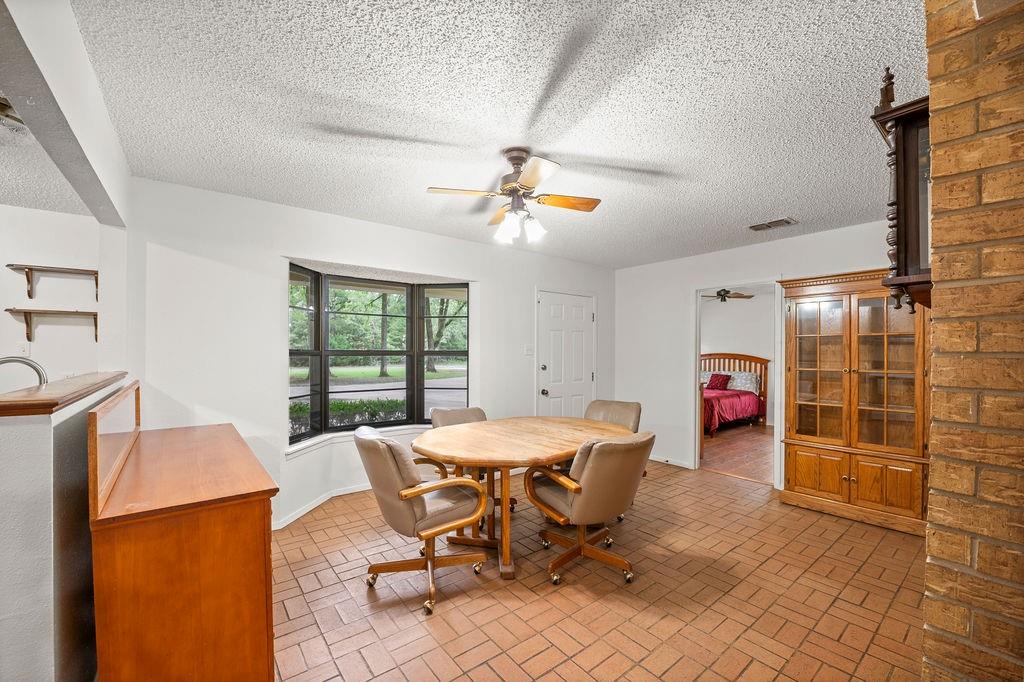 (0060) BARFIELD I.C. - Residential