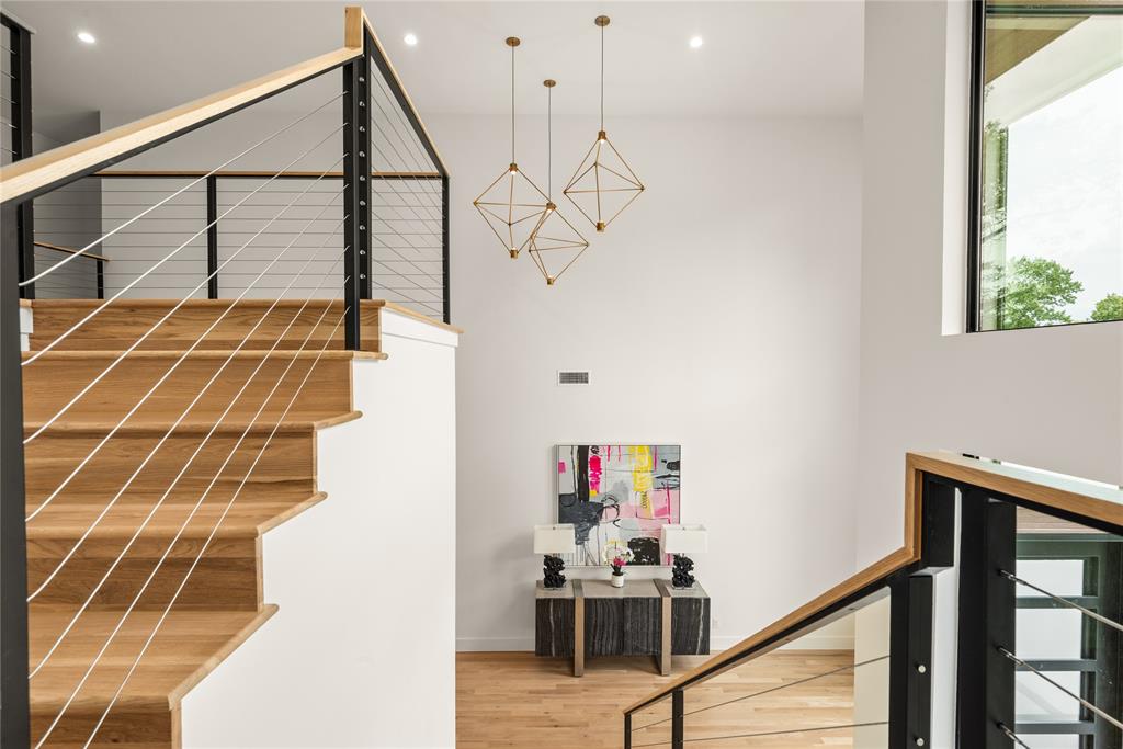 LAKE RIDGE ESTATES NO 3 - Residential