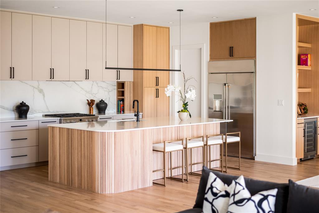 LAKE RIDGE ESTATES NO 3 - Residential