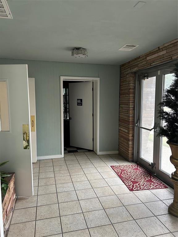 1500 Circle Park Boulevard