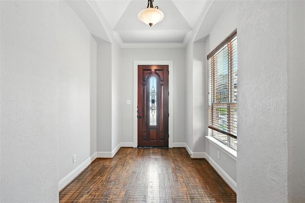 301 Post View Drive