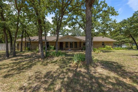 225 Timber Ridge Circle Burleson TX 76028