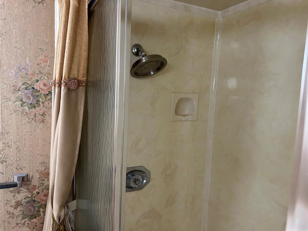 Russ Lo Valley Add - Residential