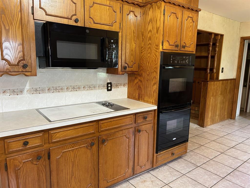 Russ Lo Valley Add - Residential