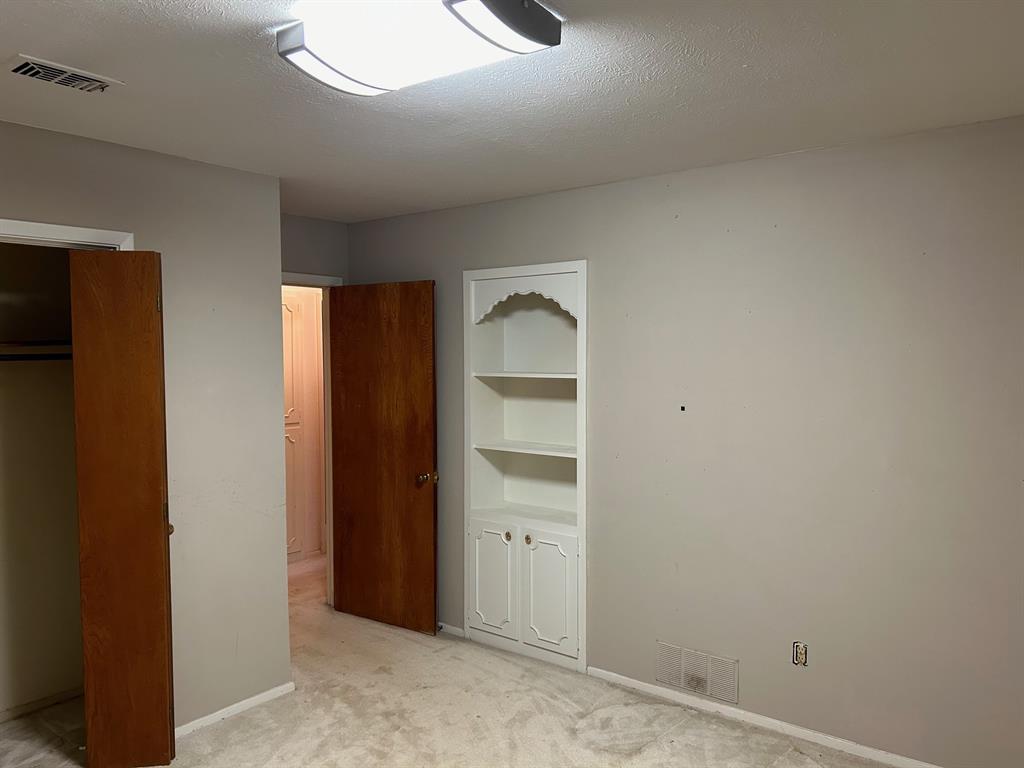 Russ Lo Valley Add - Residential