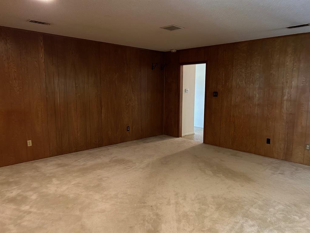 Russ Lo Valley Add - Residential