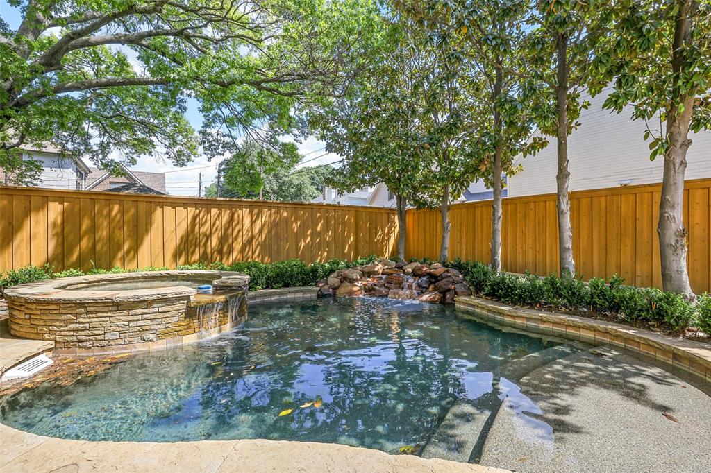 Caruth Hills 04 - Residential