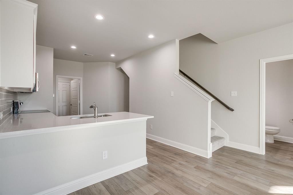 6912 Yellow Hammer Way