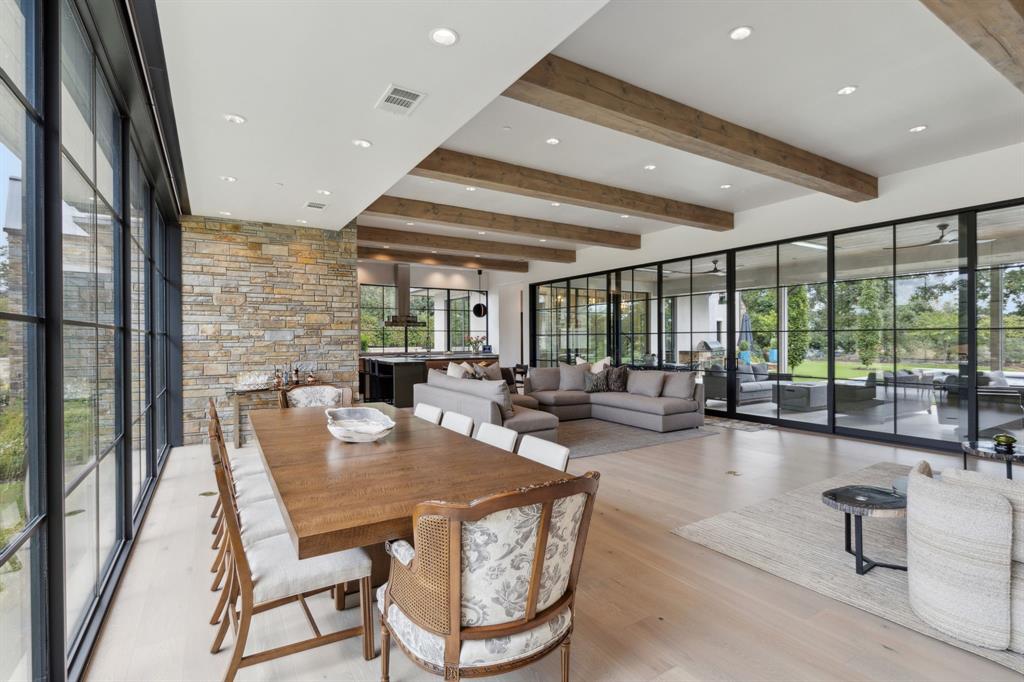 1502 Bluffview Drive