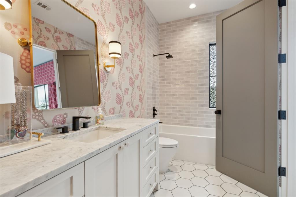 Quail Hollow - Residential