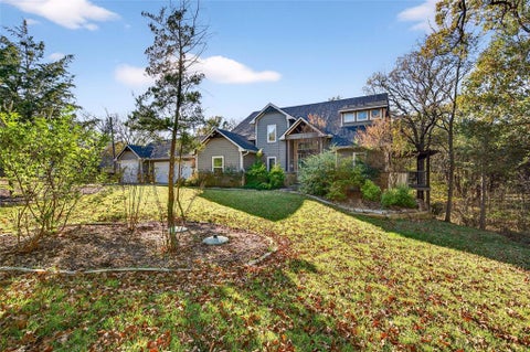 Photo of 315 Homesite Road, Pottsboro, TX 75076 (MLS # 21395903)