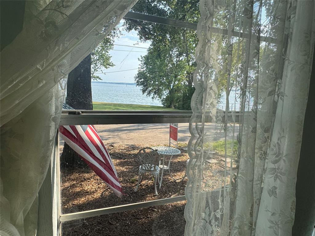 108 Point O View Street