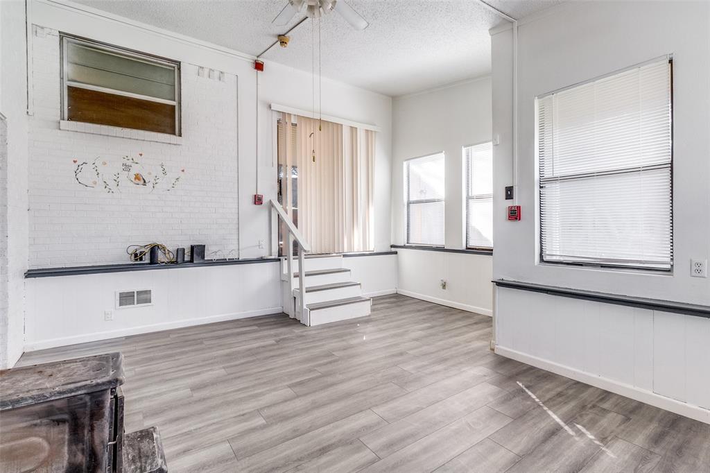 Glen Oaks - Residential