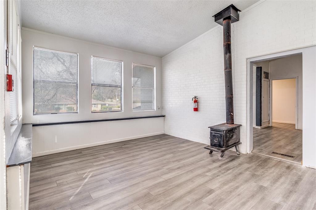 Glen Oaks - Residential