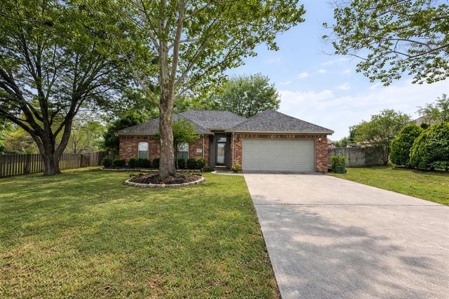 Welcome to your slice of East Texas living just outside the city limits of Athens! This 3-bedroom, 2-bathroom home situated on approximately 0.5 acres, offering a perfect blend of comfort, space, and modern touches. Located just outside the Athens city limits. The property provides a peaceful setting with a convenient commute to Loop 7 and Highway 31. The fully privacy-fenced backyard offers an ideal space for outdoor enjoyment, complete with a back patio for relaxing or entertaining. Inside, the home features hardwood flooring and a functional layout with a formal entryway and a dedicated formal dining room. Subtle modern updates throughout add a fresh, move-in ready feel while maintaining warmth and character. A sunroom provides additional flexible living space, perfect for a second sitting area, office, or hobby room. Additional highlights include a separate laundry room, one-car garage, and a well-maintained interior ready for its new owners. This property offers a great combination of style, space, and location.
