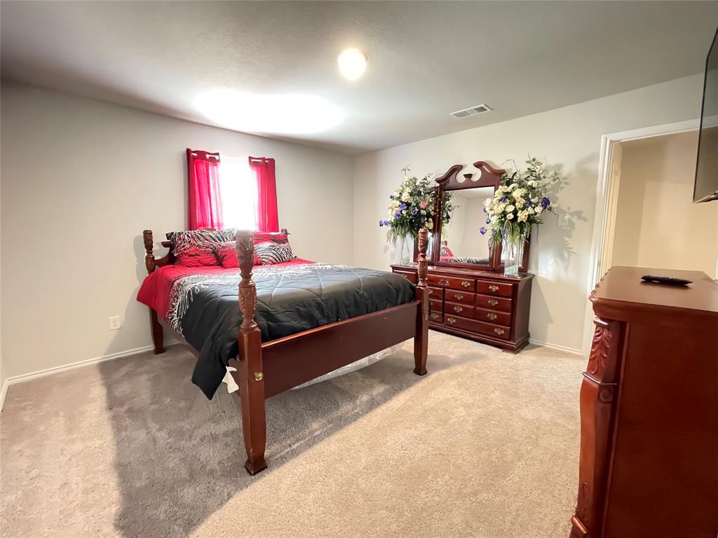 RIVER OAKS AT SAWMILL ROAD - Residential