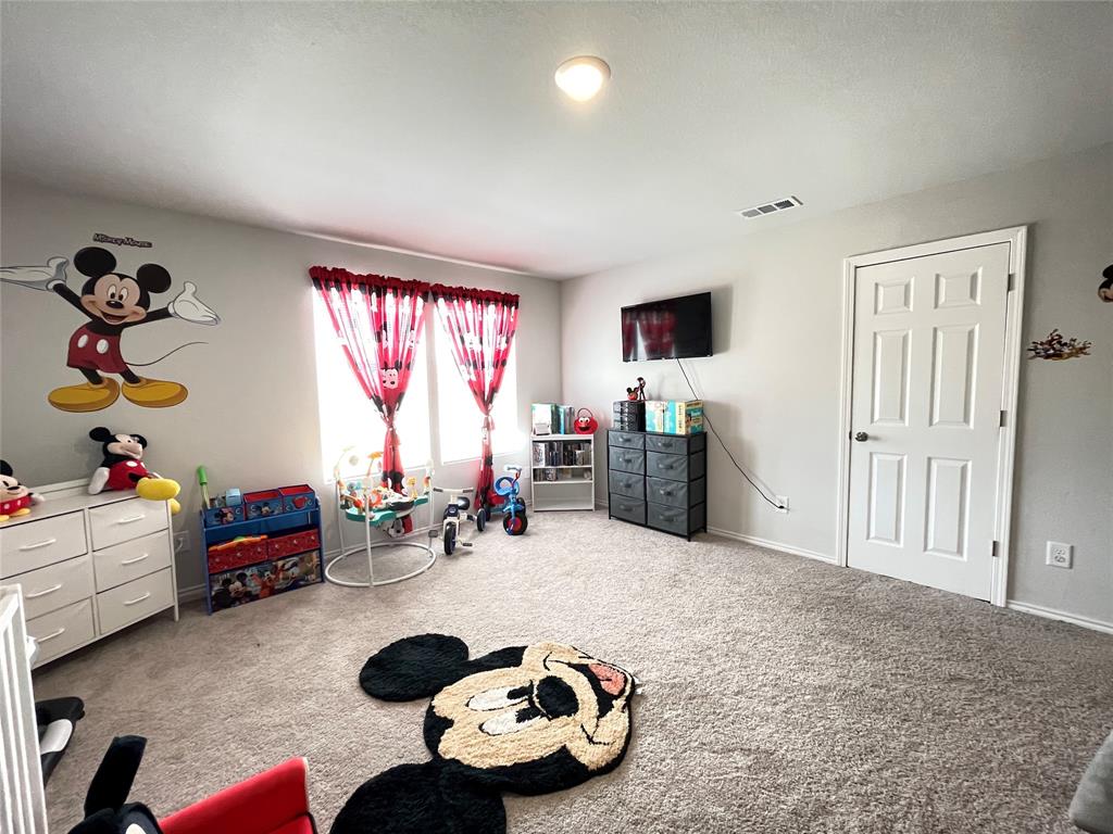 RIVER OAKS AT SAWMILL ROAD - Residential