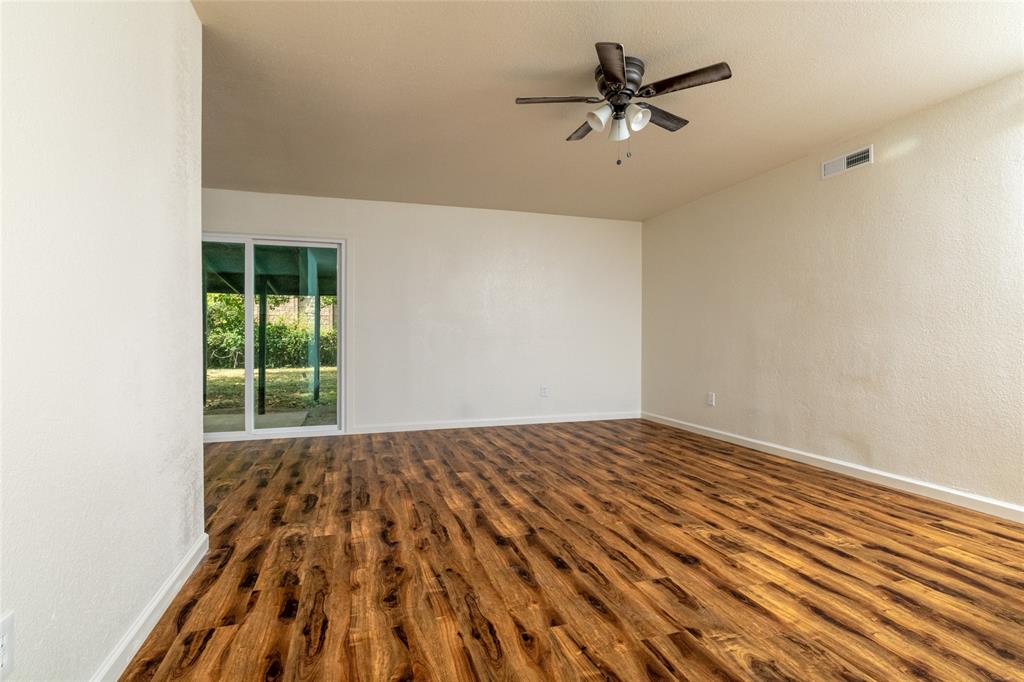 2933 Nueva Tierra Street