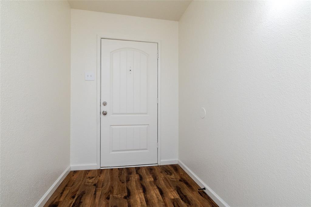 2933 Nueva Tierra Street