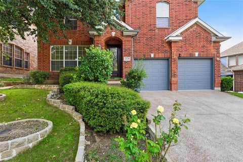 Photo of 1229 Tioga Drive, Irving, TX 75063 (MLS # 21304125)