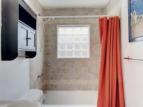 Tiny photo for 634 Oak Ridge Lane, Irving, TX 75061 (MLS # 21198338)