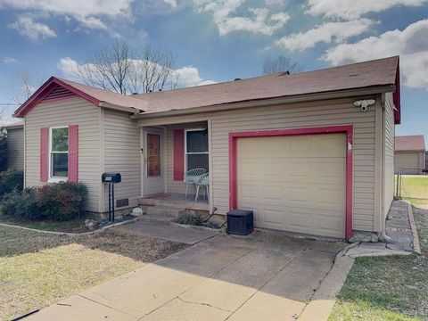 Tiny photo for 634 Oak Ridge Lane, Irving, TX 75061 (MLS # 21198338)