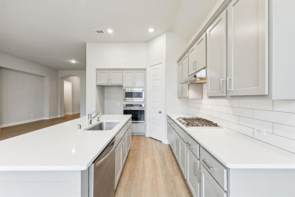 3413 Charleston Drive