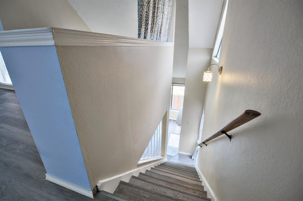 Arlington Oaks Condo - Residential