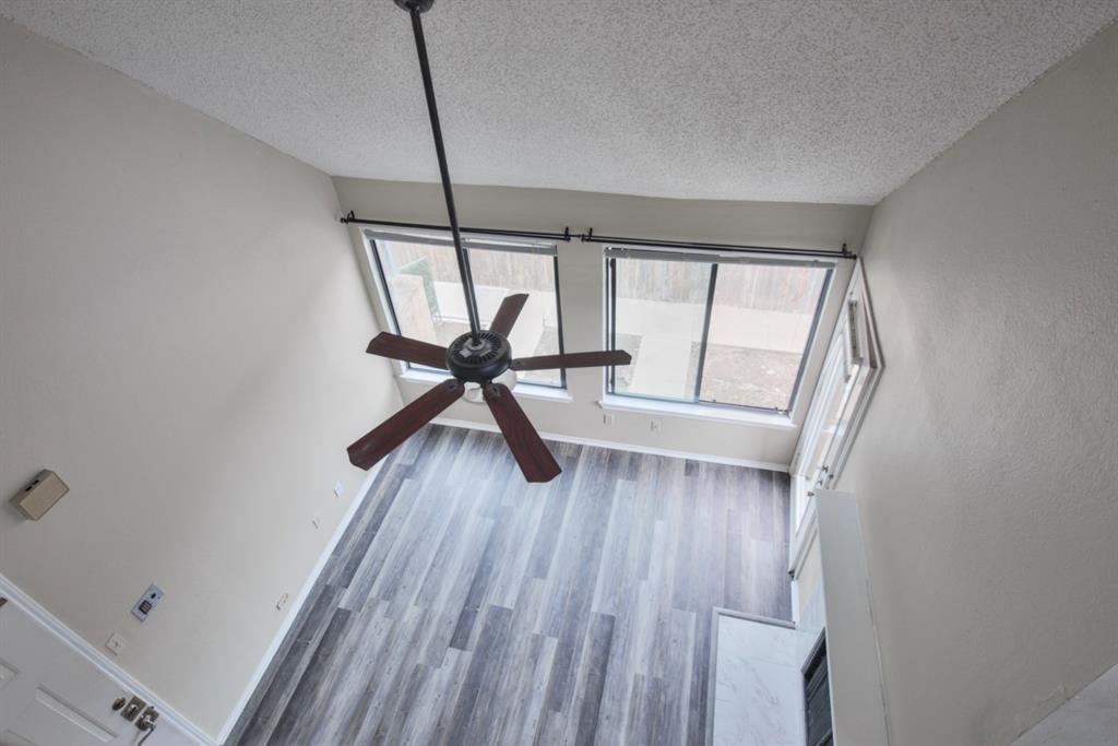 Arlington Oaks Condo - Residential