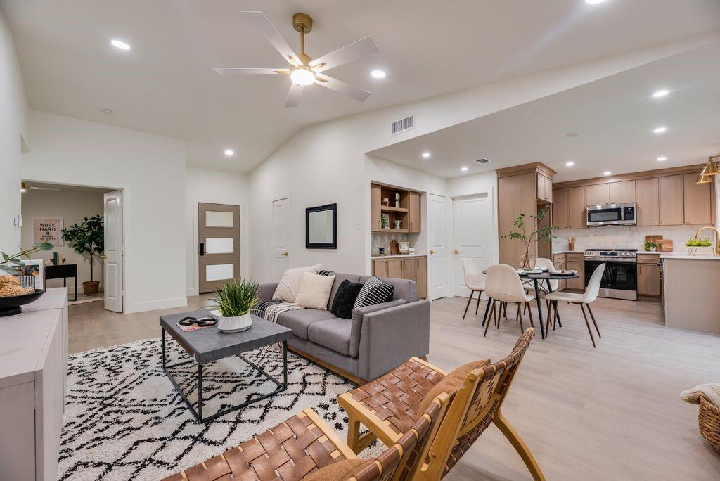 1215 Briarcove Drive