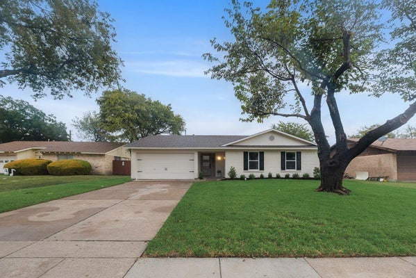 1215 BRIARCOVE DR, RICHARDSON, TX 75081 - Image 3aa4d182762fb2e9c9be8a48562505a9/4118526232