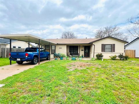 A home in Irving