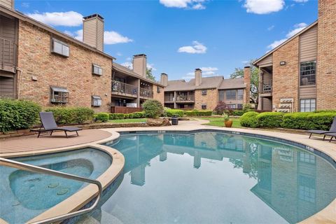15221 Berry Trail 608 Dallas TX 75248