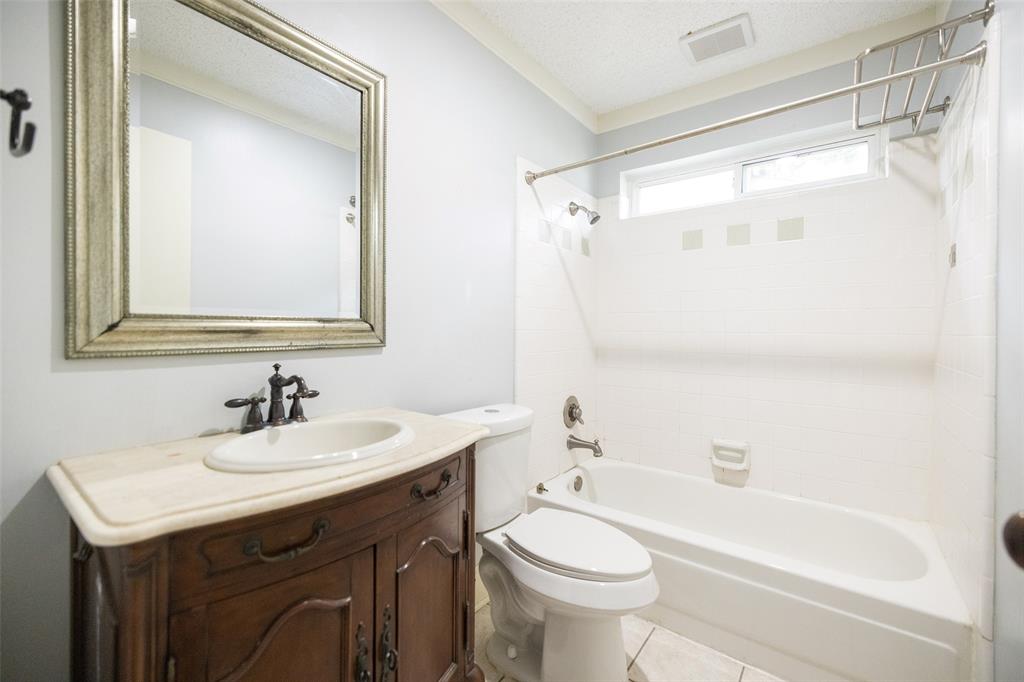 Braewood West 02 Rev - Residential