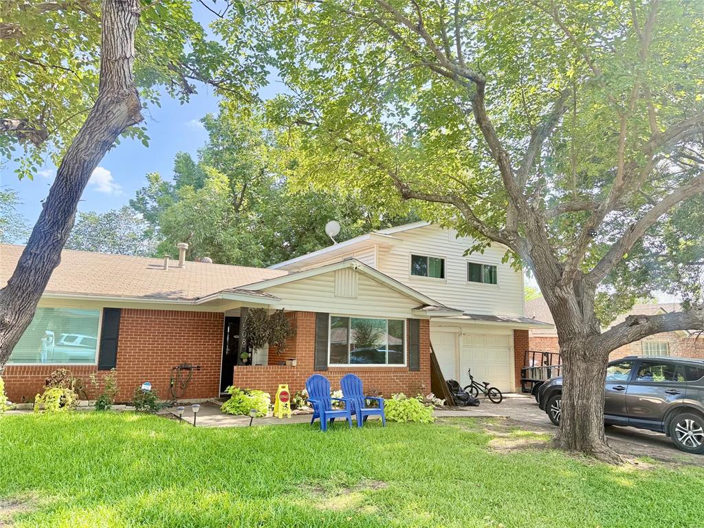 7508 S College Circle