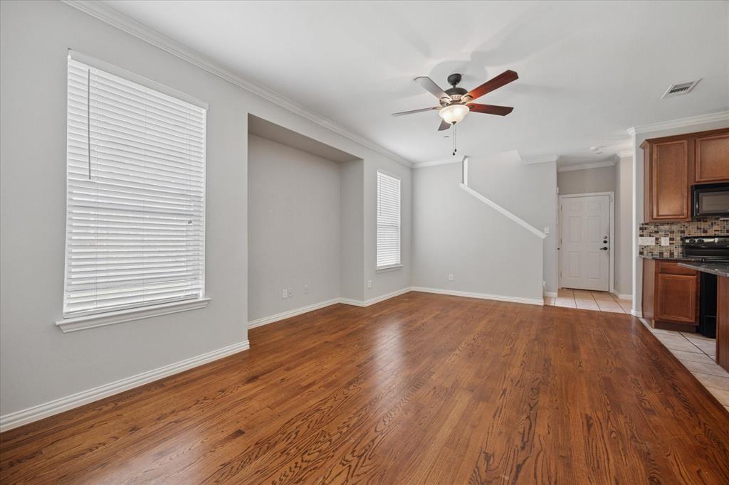 2153 Parkview