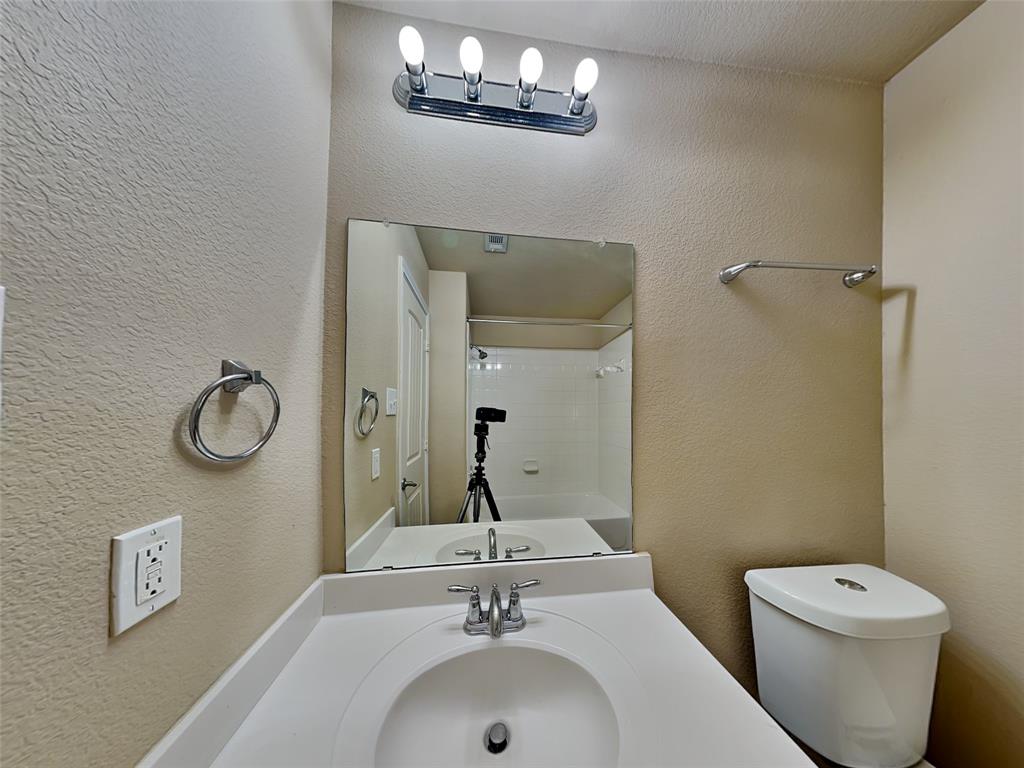 Villages Of Melissa Ph 1 - Residential Lease