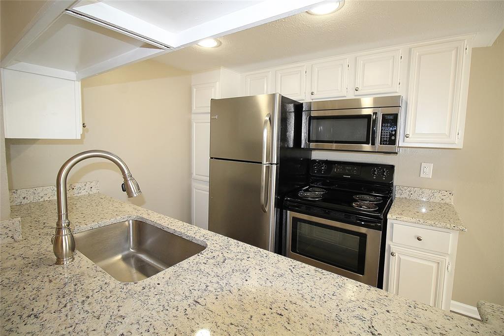 Faulkner Point 01-Faulkner Point - Residential Lease