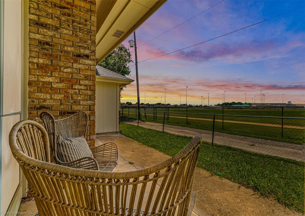 406 Mulberry Circle