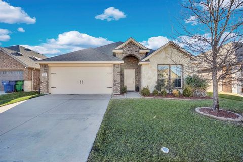 Photo of 127 Garden Grove Drive, Waxahachie, TX 75165 (MLS # 21173072)