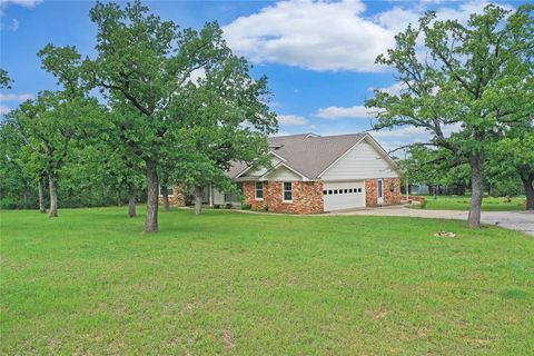 290 Berwick Road Jacksboro TX 76458